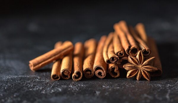 Cómo preparar una infusión de canela y sus posibles beneficios.
